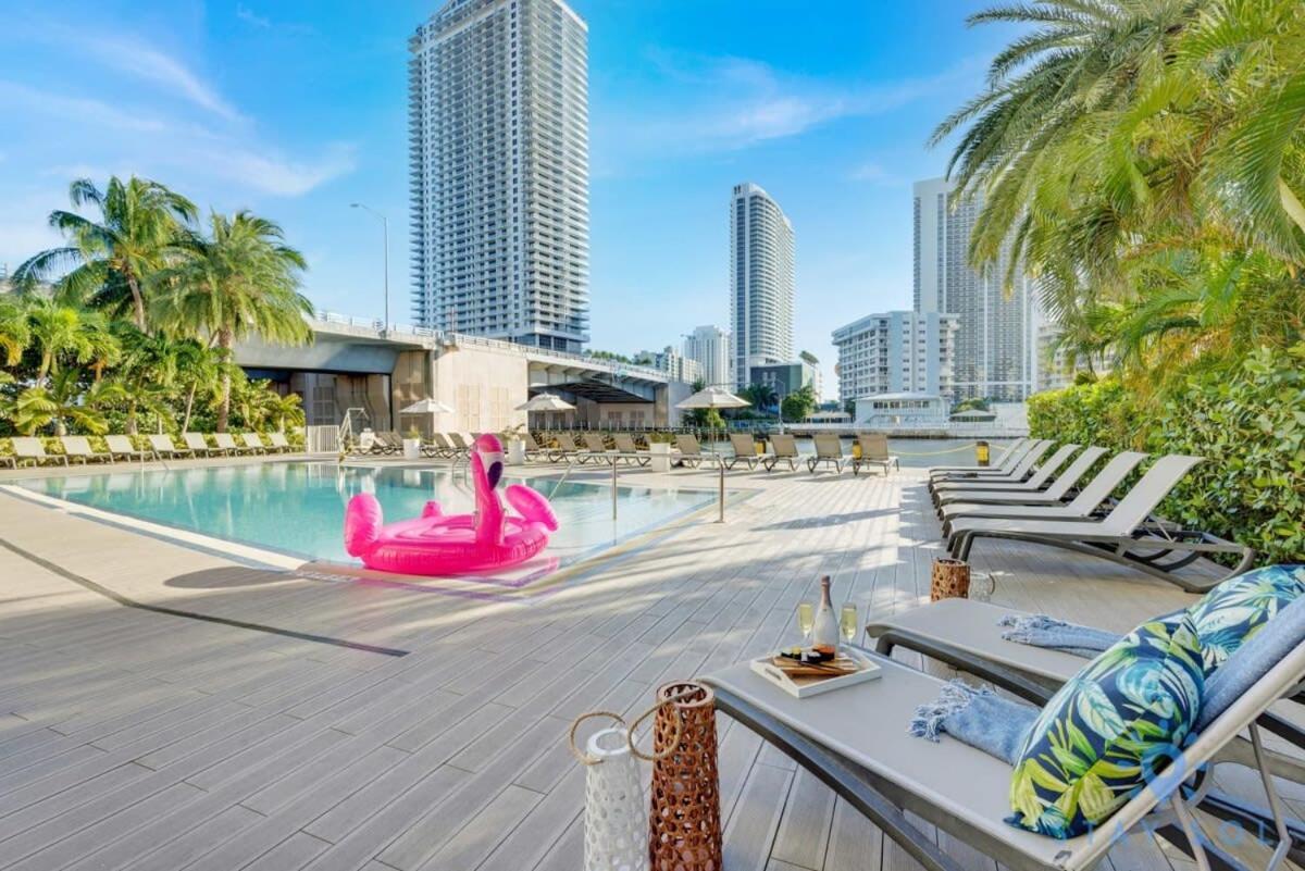 Stylish Apartment Near Beach Hallandale Beach Exterior photo