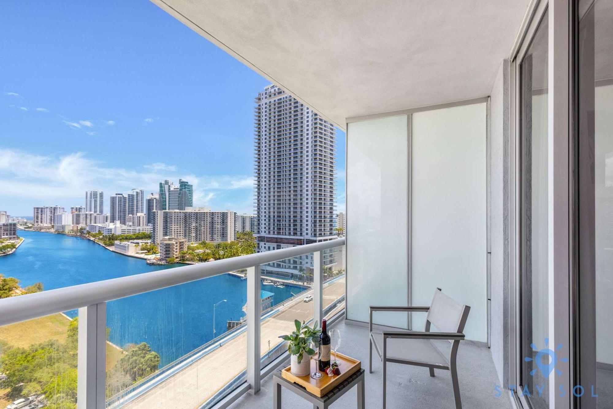 Stylish Apartment Near Beach Hallandale Beach Exterior photo